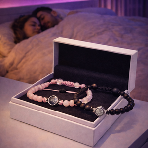 סט צמידים זוגיים עם אבן “אני אוהב/ת אותך” ב־100 שפות